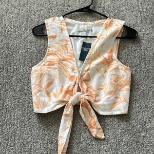 A&F tie crop top, XS